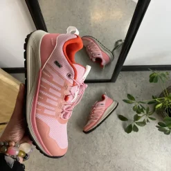 Green Comfort Overgangssko|Sko Til Brede Fødder Og Høj Vrist*Vandtæt, rosa letvægtssko fra med god svangstøtte.